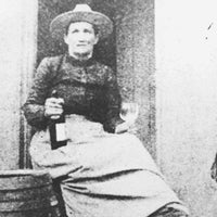 LEGEND Women's T-Shirt